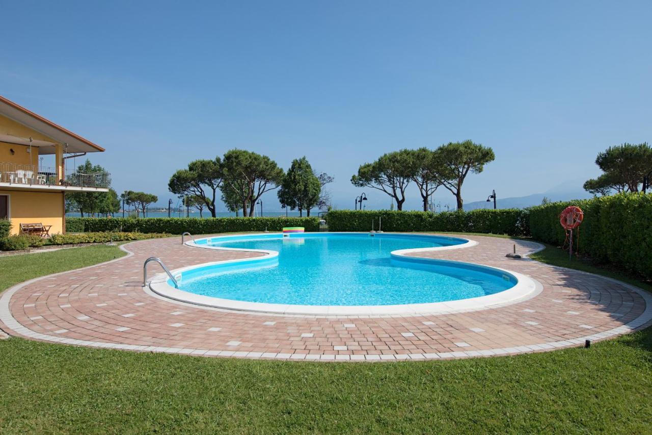 I Mosaici Apartments By Wonderful Italy ซีร์มิโอเน ภายนอก รูปภาพ