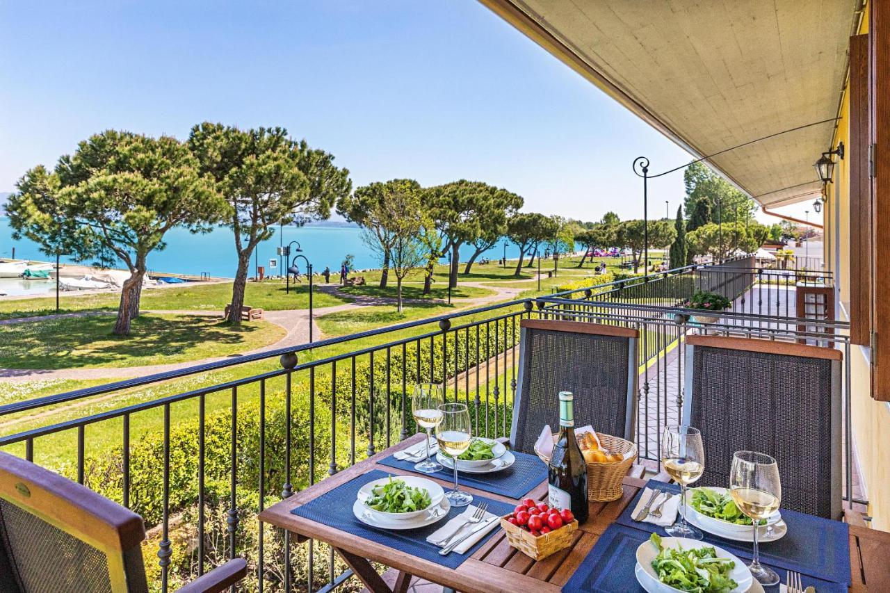 I Mosaici Apartments By Wonderful Italy ซีร์มิโอเน ภายนอก รูปภาพ